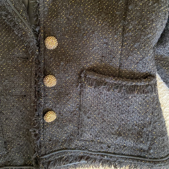 Black casual jacket with golden accents and buttons. - Picture 5 of 5